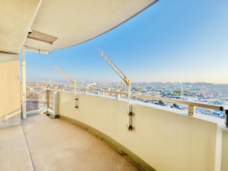 �_�ސ쌧������s���v�ۂ̒��Ã}���V�����̃o���R�j�[