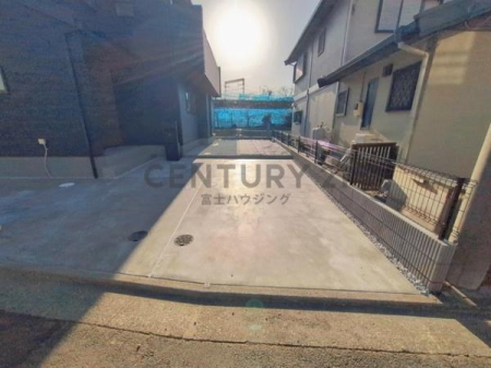 �_�ސ쌧����s����̐V�z��ˌ��Ă̒��ԏ�