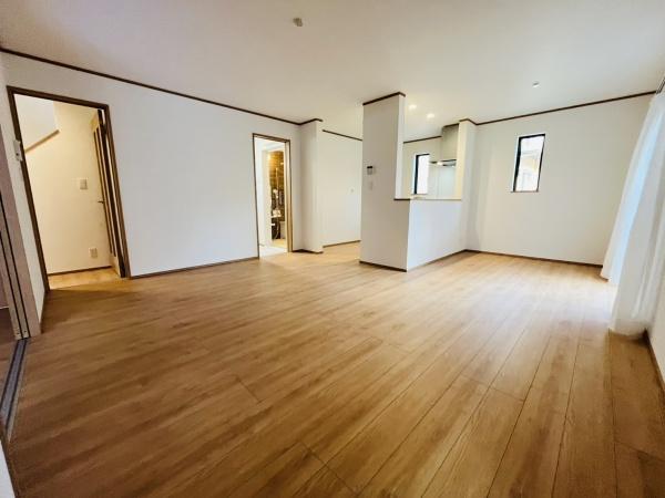 �_�ސ쌧������s����4���ڂ̐V�z��ˌ��Ẵ��r���O