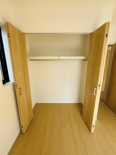 �_�ސ쌧������s����2���ڂ̐V�z��ˌ��Ă̎��[