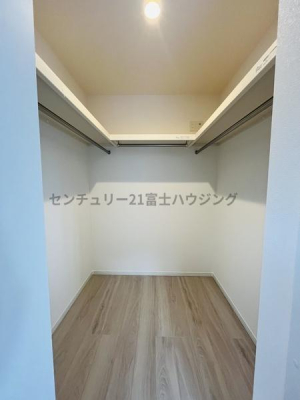 �_�ސ쌧������s��̐V�z��ˌ��Ă̎��[