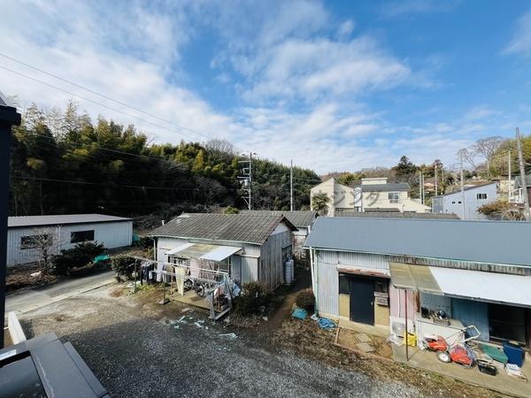 �_�ސ쌧������s��̐V�z��ˌ��Ă̏Z�˂���̒��]�ʐ^