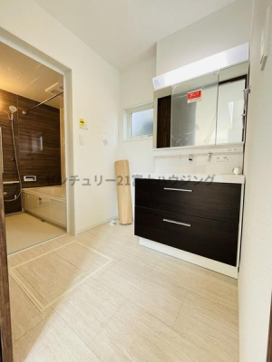 �_�ސ쌧������s��̐V�z��ˌ��Ă̐��ʑ�E���ʏ�