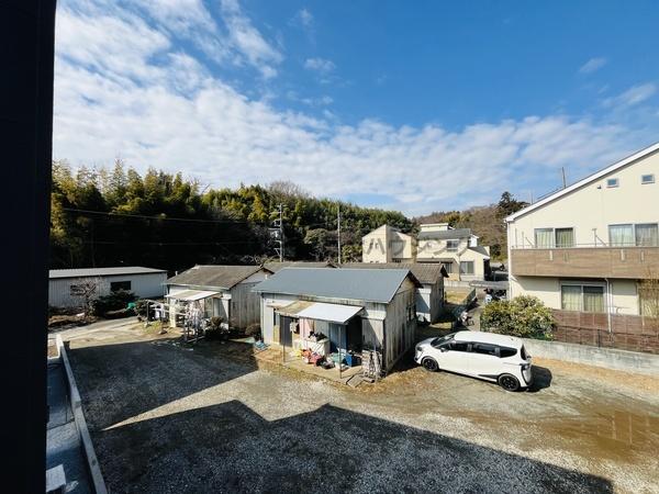 �_�ސ쌧������s��̐V�z��ˌ��Ă̏Z�˂���̒��]�ʐ^