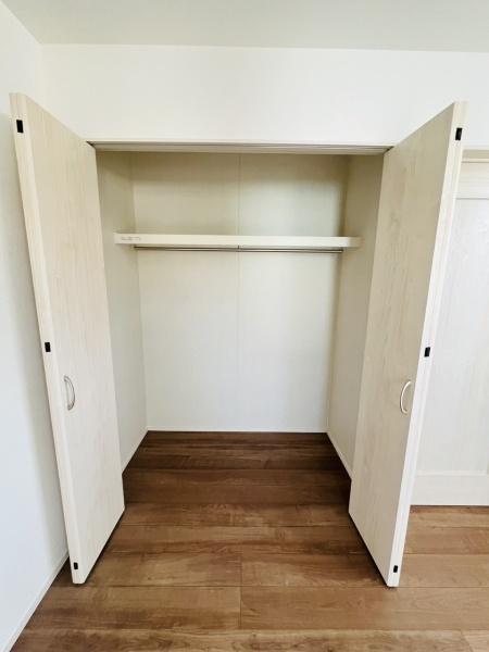 �_�ސ쌧������s�ԉH���̐V�z��ˌ��Ă̎��[