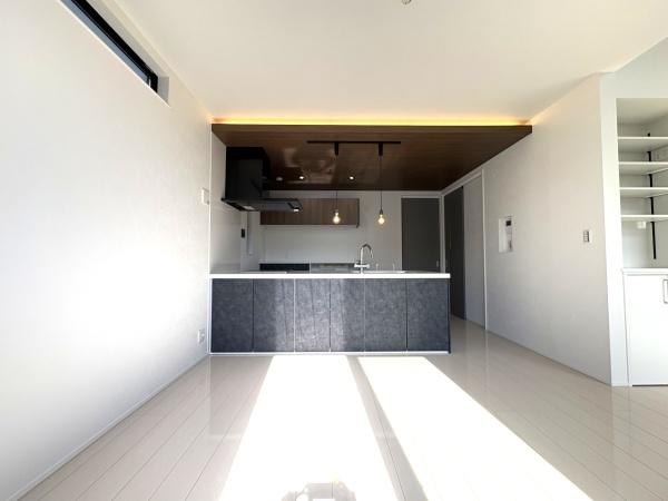 �_�ސ쌧�����S���쒬�c�[ 1422-2�̐V�z��ˌ��Ẵ��r���O