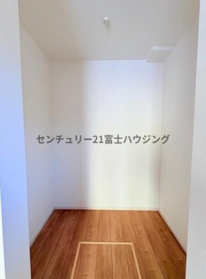 �_�ސ쌧����s�勘�̐V�z��ˌ��Ă̎��[