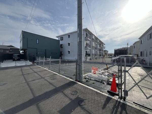 �_�ސ쌧������s���h�̓y�n�̑O�ʓ��H�܂ތ��n�ʐ^