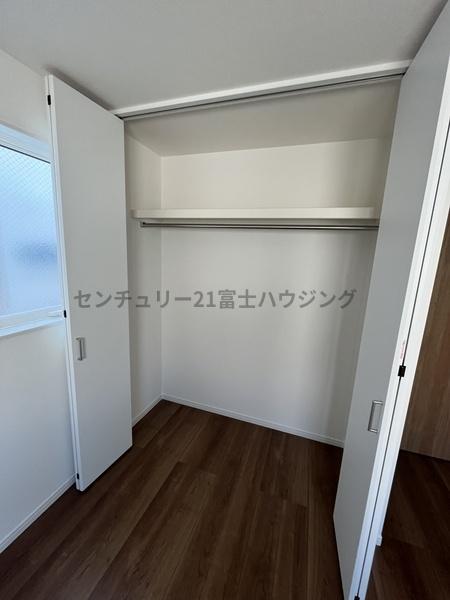 �_�ސ쌧������s�����u1���ڂ̐V�z��ˌ��Ă̎��[