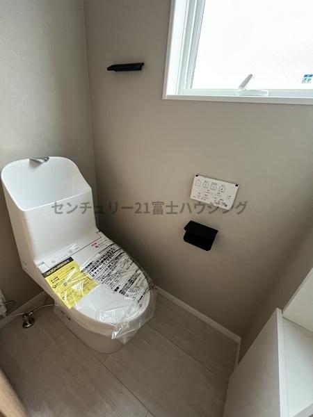 �_�ސ쌧������s�����u1���ڂ̐V�z��ˌ��Ẵg�C��