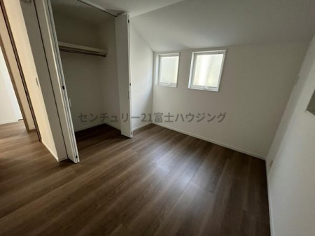 �_�ސ쌧������s�����u1���ڂ̐V�z��ˌ��Ă̗m��