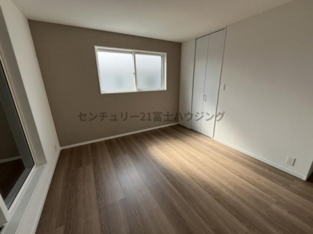 �_�ސ쌧������s�����u1���ڂ̐V�z��ˌ��Ă̗m��