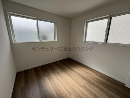 �_�ސ쌧������s�����u1���ڂ̐V�z��ˌ��Ă̗m��