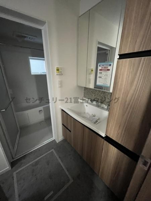 �_�ސ쌧������s�����u1���ڂ̐V�z��ˌ��Ă̐��ʑ�E���ʏ�