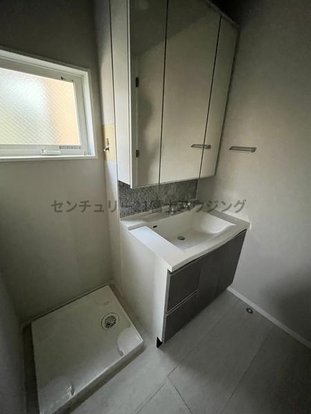 �_�ސ쌧������s�����u1���ڂ̐V�z��ˌ��Ă̐��ʑ�E���ʏ�