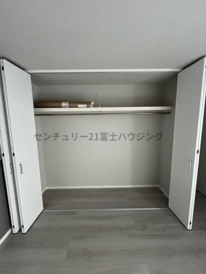 �_�ސ쌧������s�����u1���ڂ̐V�z��ˌ��Ă̎��[