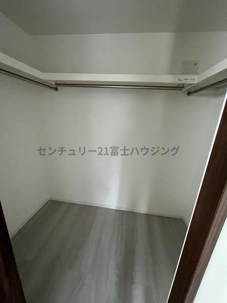 �_�ސ쌧������s�����u1���ڂ̐V�z��ˌ��Ă̎��[