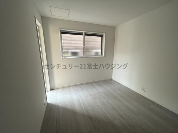 �_�ސ쌧������s�����u1���ڂ̐V�z��ˌ��Ă̗m��