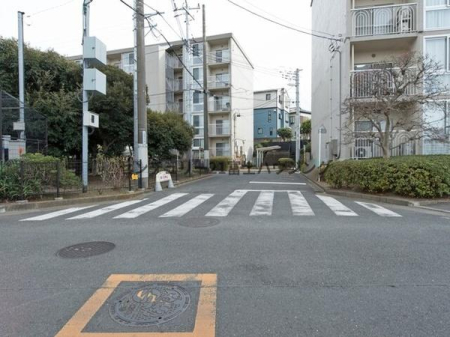 �_�ސ쌧������s�\�ԍ�3���ڂ̒��Ã}���V�����̂��̑����n