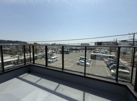 �_�ސ쌧���q�s�R��K�l4���ڂ̐V�z��ˌ��Ẵo���R�j�[