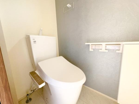 �_�ސ쌧���l�s����折���J��6���ڂ̐V�z��ˌ��Ẵg�C��