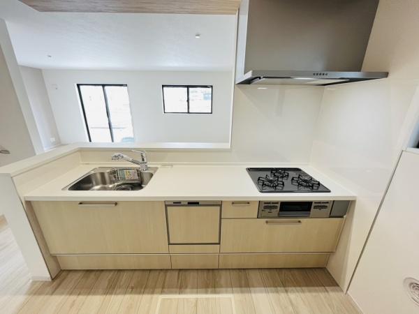 �_�ސ쌧������s���h�̐V�z��ˌ��ẴL�b�`��