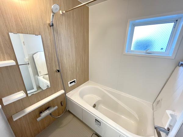 �_�ސ쌧������s�����u1���ڂ̐V�z��ˌ��Ă̗���