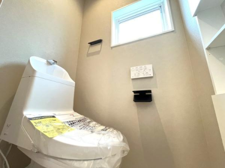 �_�ސ쌧������s�����u1���ڂ̐V�z��ˌ��Ẵg�C��