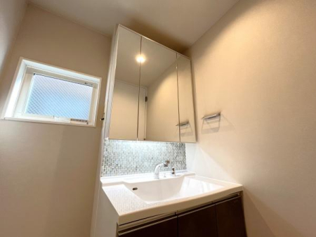 �_�ސ쌧������s�����u1���ڂ̐V�z��ˌ��Ă̐��ʑ�E���ʏ�