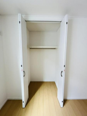 �_�ސ쌧������s����1���ڂ̐V�z��ˌ��Ă̎��[