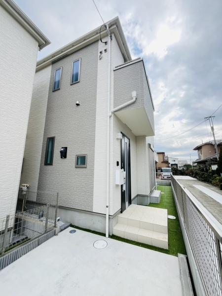 �_�ސ쌧������s����1���ڂ̐V�z��ˌ��Ă̌��n�O�ώʐ^