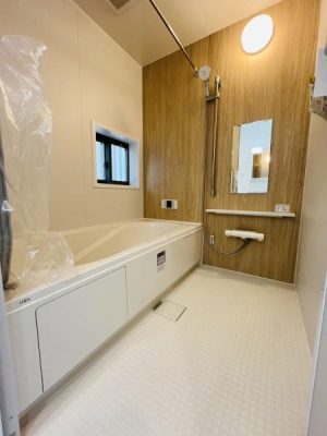 �_�ސ쌧������s����1���ڂ̐V�z��ˌ��Ă̗���