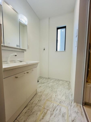 �_�ސ쌧������s����1���ڂ̐V�z��ˌ��Ă̐��ʑ�E���ʏ�