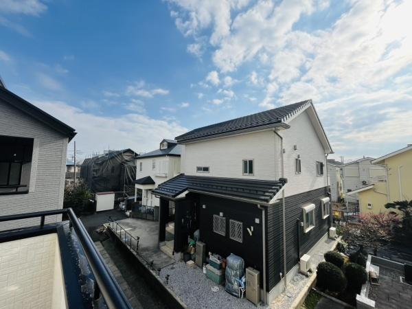 �_�ސ쌧������s�~���̐V�z��ˌ��Ă̏Z�˂���̒��]�ʐ^