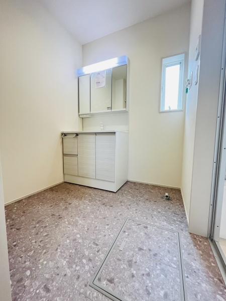 �_�ސ쌧������s�~���̐V�z��ˌ��Ă̐��ʑ�E���ʏ�