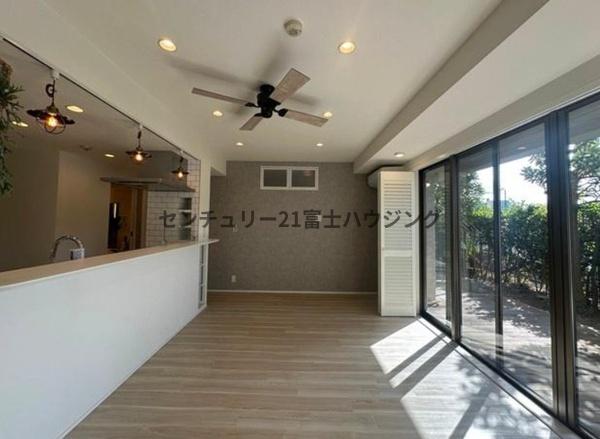 �_�ސ쌧����s�А�4���ڂ̒��Ã}���V�����̃��r���O