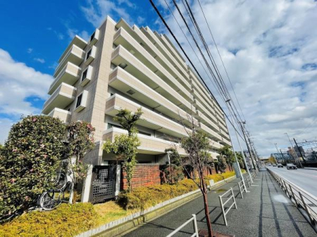 �_�ސ쌧����s�����_��1���ڂ̒��Ã}���V�����̌��n�O�ώʐ^