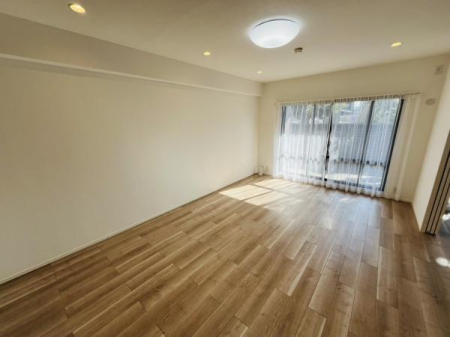 �_�ސ쌧����s�����_��1���ڂ̒��Ã}���V�����̃��r���O