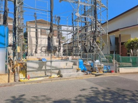 �_�ސ쌧������s�����̐V�z��ˌ��Ă̌��n�O�ώʐ^