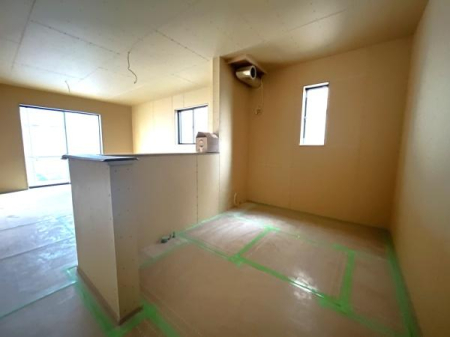 �_�ސ쌧������s���Z���̐V�z��ˌ��ẴL�b�`��