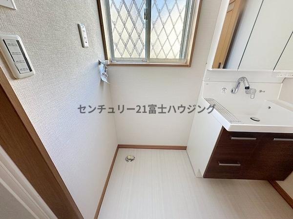 �_�ސ쌧����s����̒��È�ˌ��Ă̐��ʑ�E���ʏ�