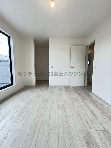 �_�ސ쌧������s���c4���ڂ̐V�z��ˌ��Ă̗m��
