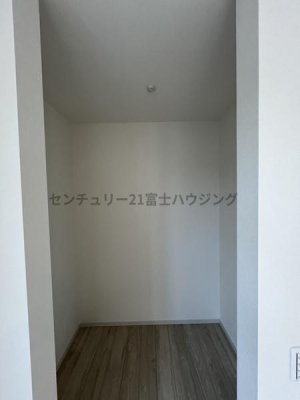 �_�ސ쌧������s���c4���ڂ̐V�z��ˌ��Ă̎��[