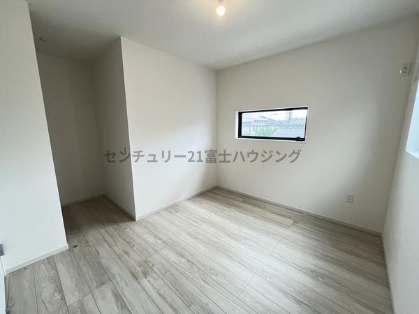�_�ސ쌧������s���c4���ڂ̐V�z��ˌ��Ă̗m��
