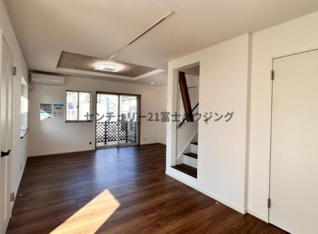 �_�ސ쌧����s���y�I�̒��È�ˌ��Ẵ��r���O