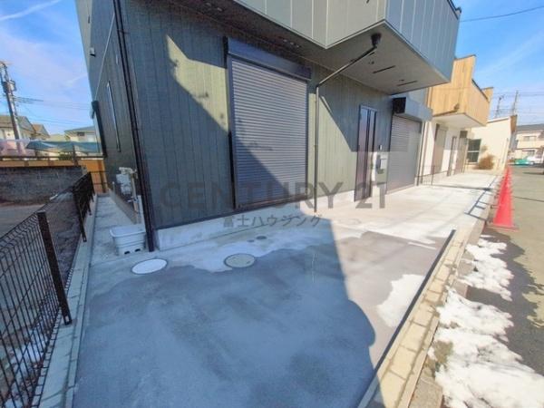 �_�ސ쌧������s������2���ڂ̐V�z��ˌ��Ă̒��ԏ�