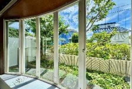 �_�ސ쌧���q�s�� 533-17�̒��È�ˌ��Ẵ��r���O