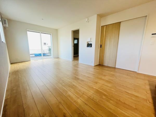 �_�ސ쌧������s�����̐V�z��ˌ��Ẵ��r���O