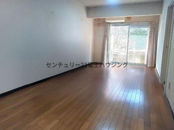 �_�ސ쌧����s�ғ�������2���ڂ̒��Ã}���V�����̃��r���O