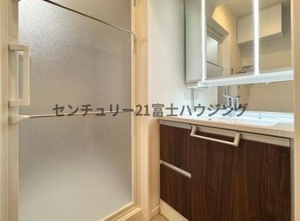 �_�ސ쌧����s�P�s7���ڂ̒��Ã}���V�����̐��ʑ�E���ʏ�